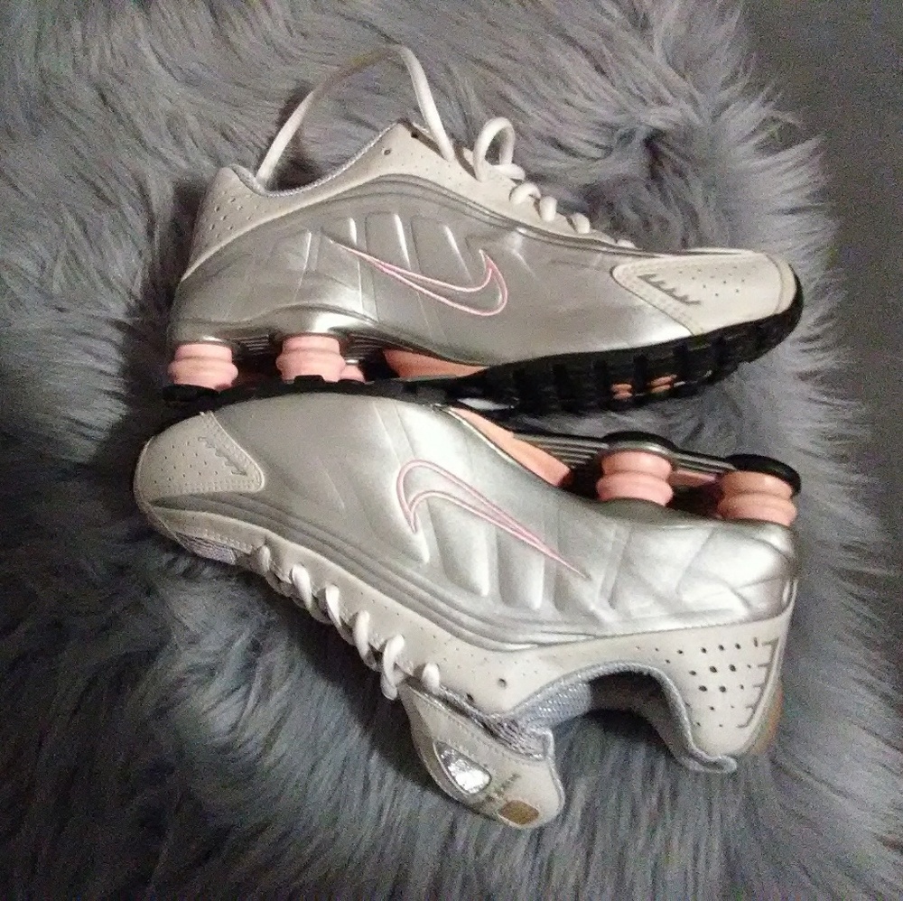 Nike Shox 7.5